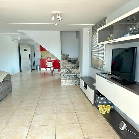 Adosado Gloria Playa Holiday home *